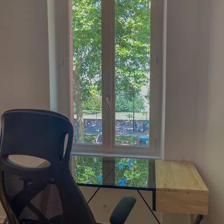 Апартаменты Superbe Au Bord De La Garonne